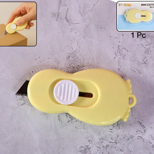 Compact Mini Safety Cutter with Retractable Blade - 1 Piece - Happy Price - Image 1