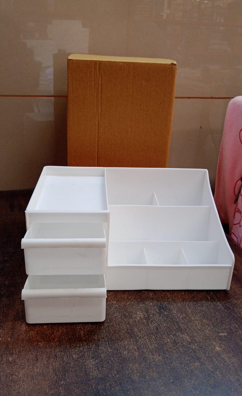 Large Capacity Desktop Cosmetic Storage Box (1 Pc  Mix Color) - Happy Price - Image 7