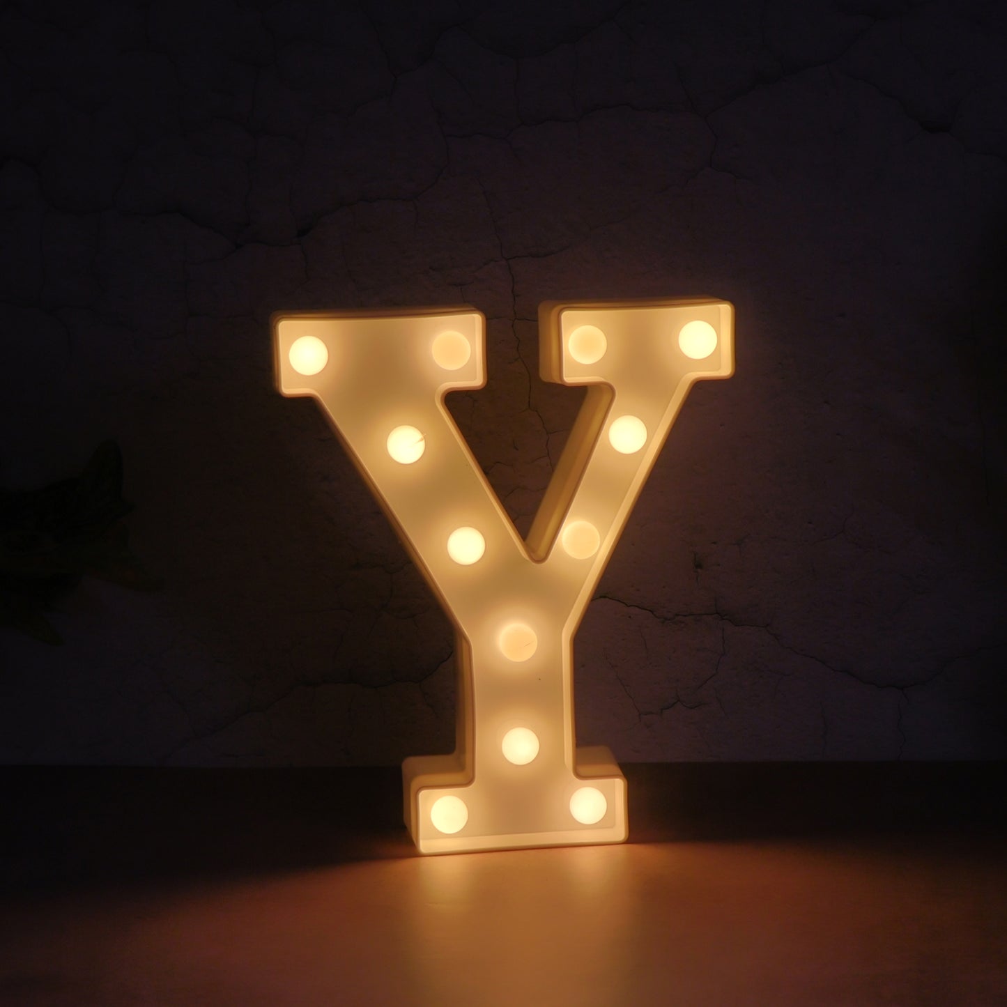 LED Decorative Silhouette Night Light - Battery Operated (1 Pc) - Happy Price - Image 4