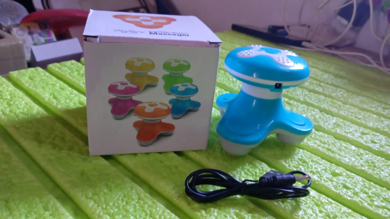 Multifunctional Mini Massager Triangle Electric Usb Massager Automatic Switch Relieve Fatigue As A Gift (1 Pc  Battery Not Included) - Happy Price - Image 7