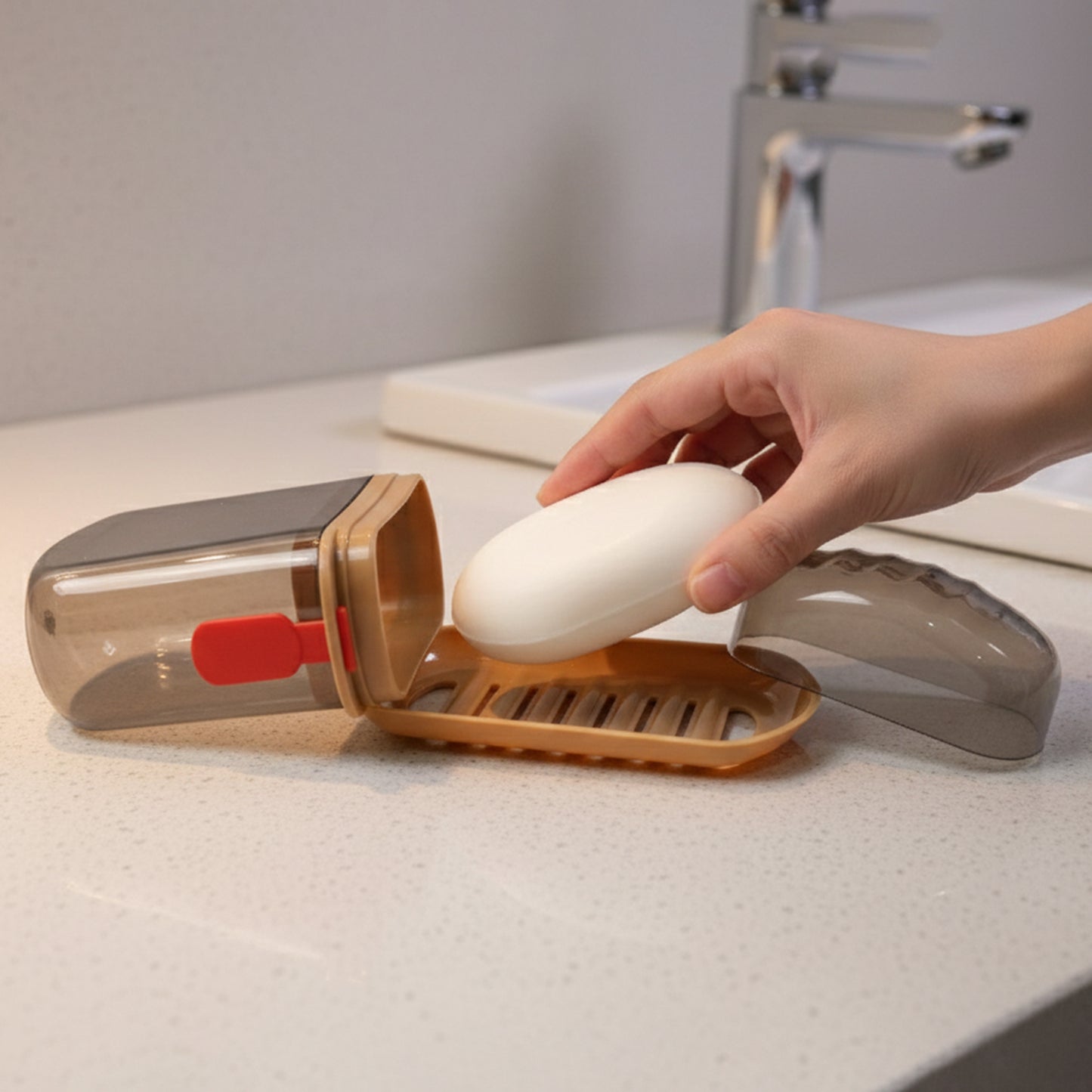 Plastic Soap Case with Drain Tray and Lid - Hygienic Bathroom Soap Holder - Happy Price - Image 3