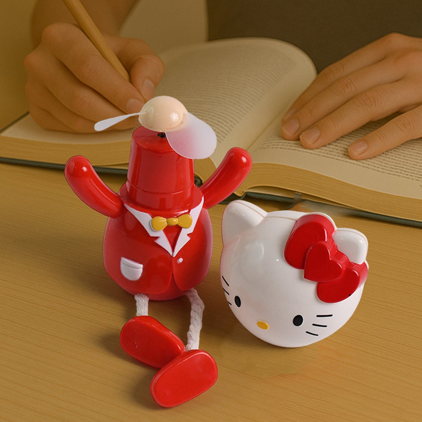 Usb Cartoon Character Mini Table Fan For Kids (1 Pc) - Happy Price - Image 5
