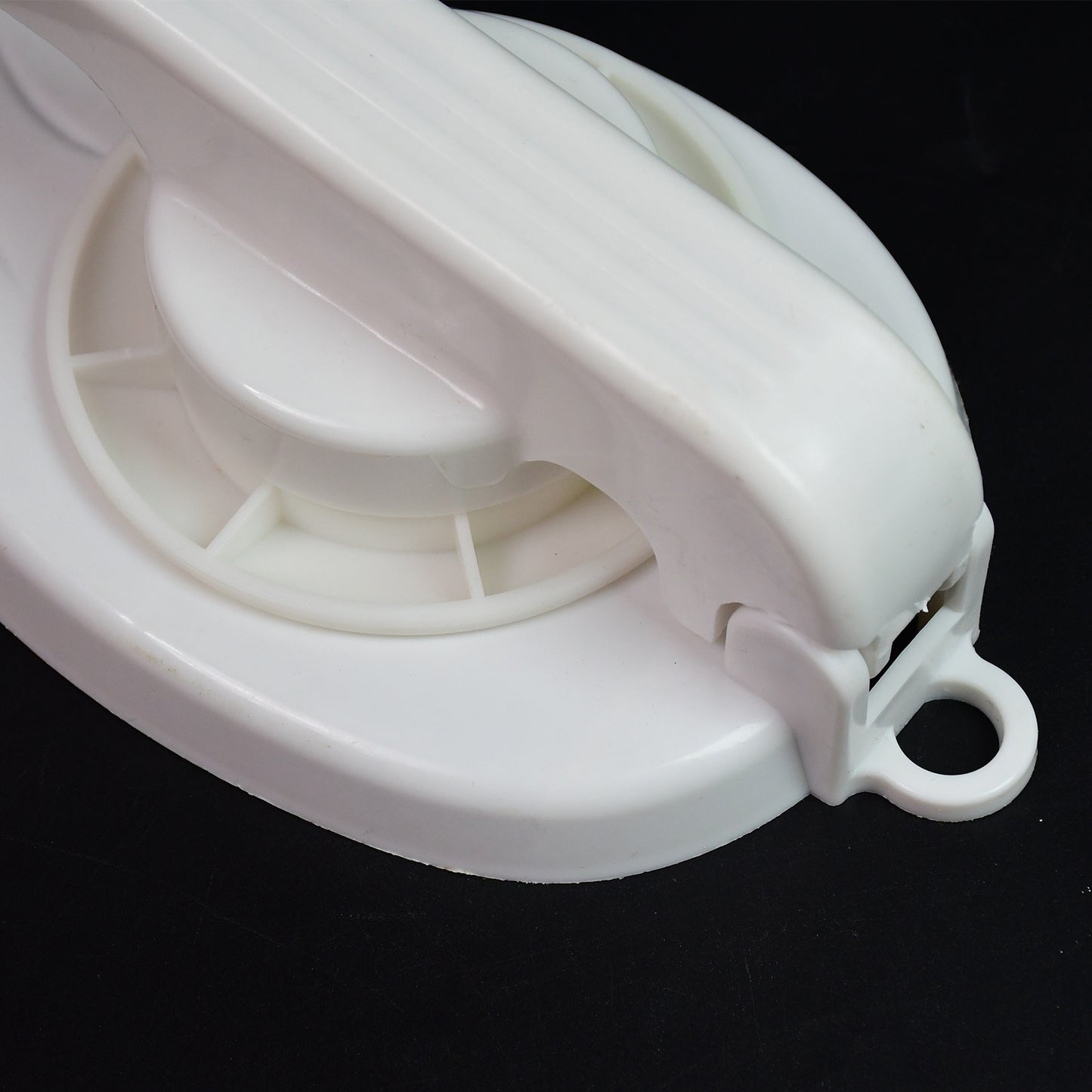 Puri Chapati Press Machine Plastic For Kitchen Use ( 1 Pc ) - Happy Price - Image 5