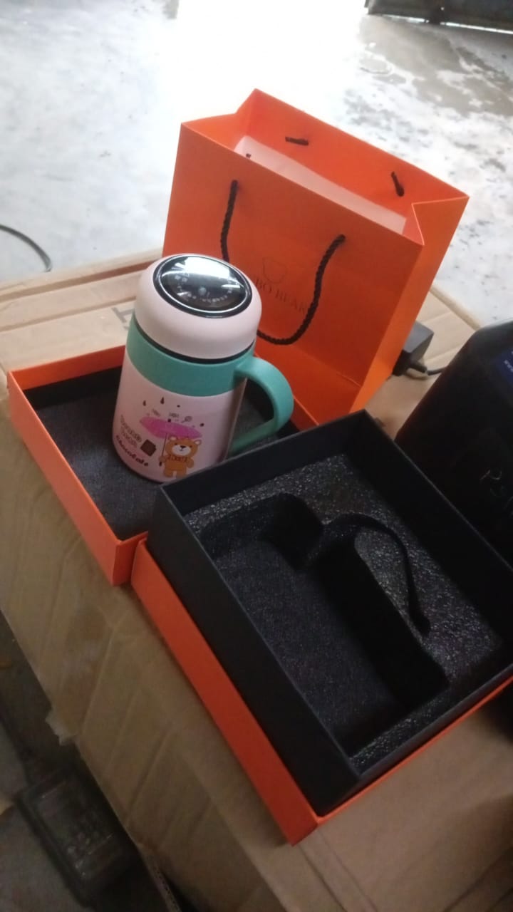 Smart Vacuum Insulated Water Bottle With Led Temperature Display  Gift Color Box (600 Ml Approx) - Happy Price - Image 7