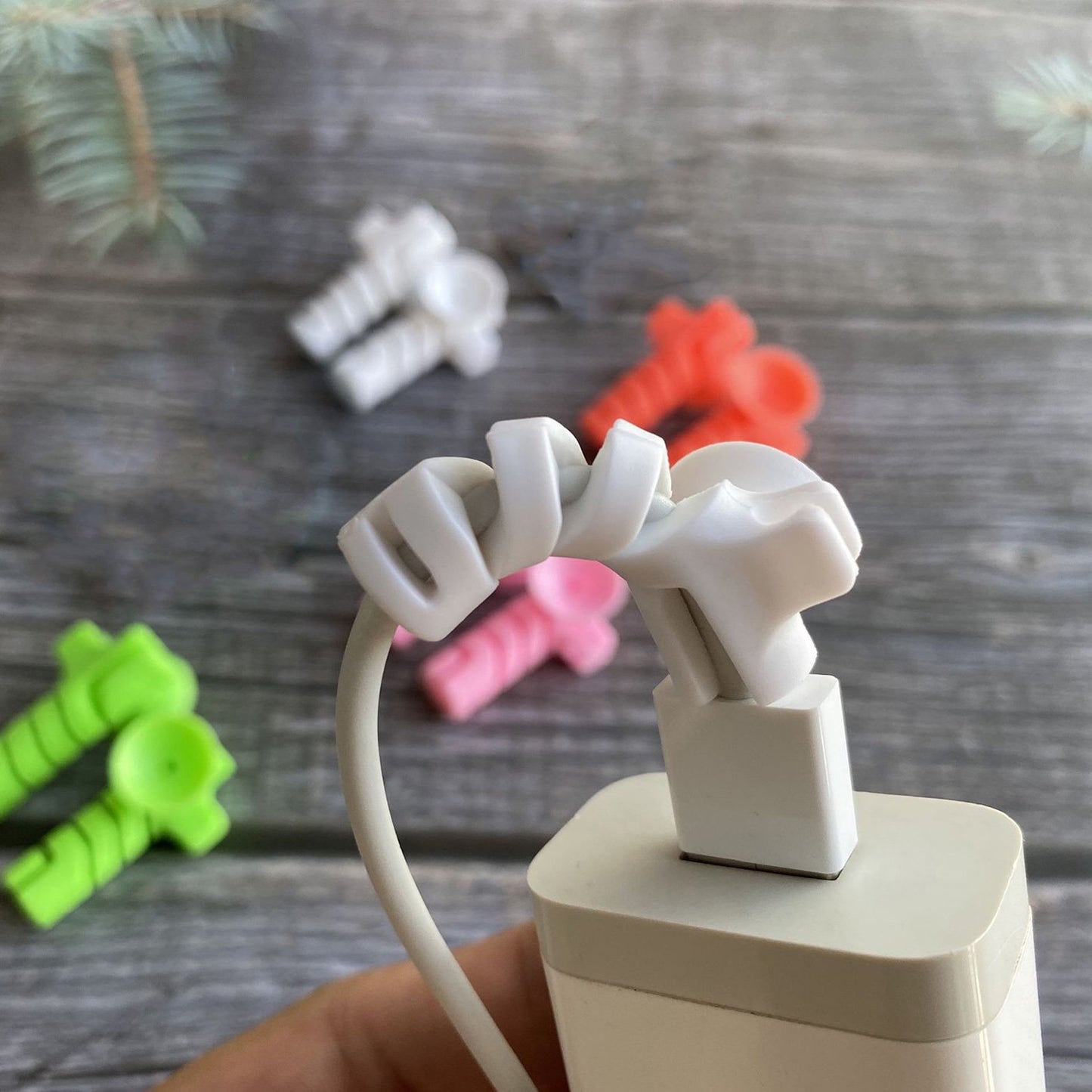 Cable Cord Protector Saver With Suction End (Suction Winder  4 Pcs Set) - Happy Price - Image 4