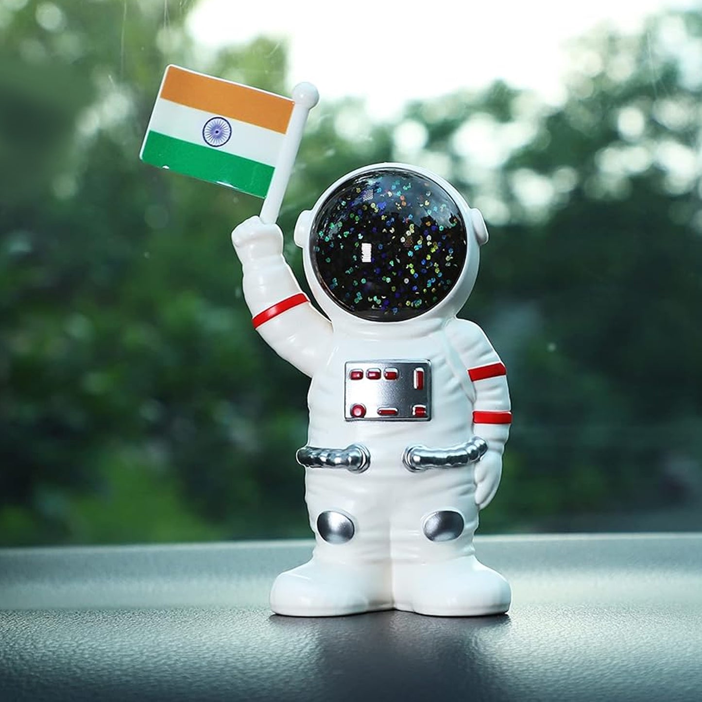 Solar Power Astronaut Ornament Moving Hand With Indian Flag (1 Pc) - Happy Price - Image 3