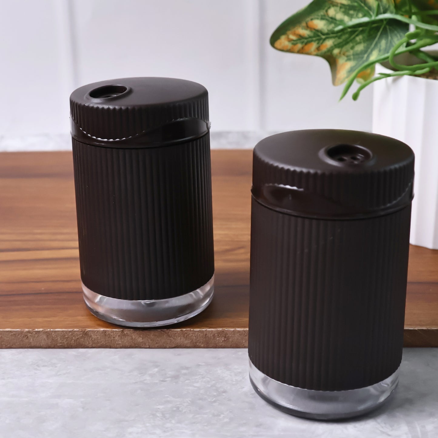 Supermom Linoo Salt  Pepper Dispenser Set (2 Pc) - Happy Price - Image 6