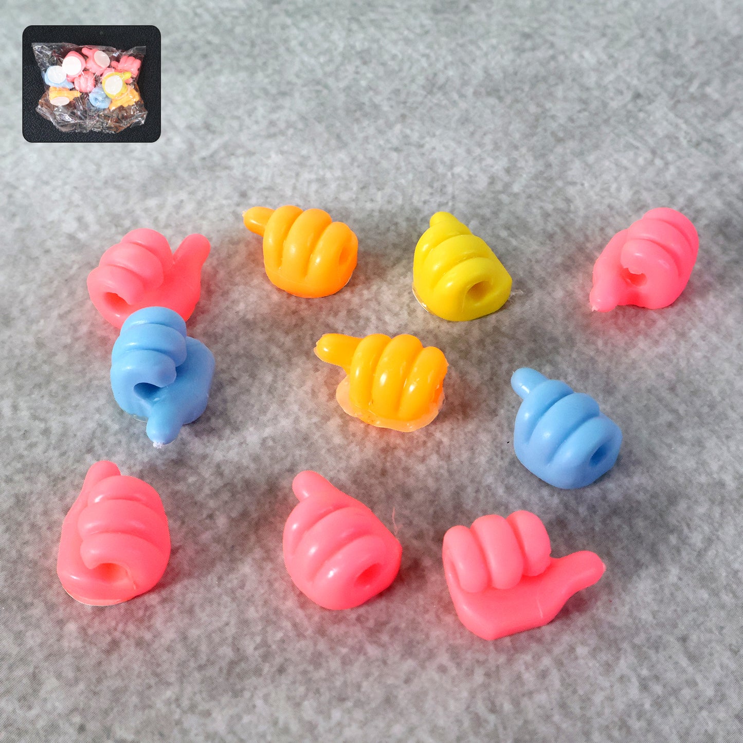 10 Pcs Mini Utility Hangers - Anti-Slip Spiral Grip for Drying Small Items - Happy Price - Image 3