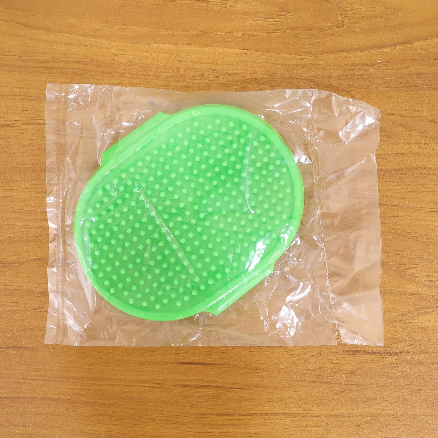 Pet Bath Brush with Hand Strap for Dogs & Cats - 1 Pc - Happy Price - Image 7
