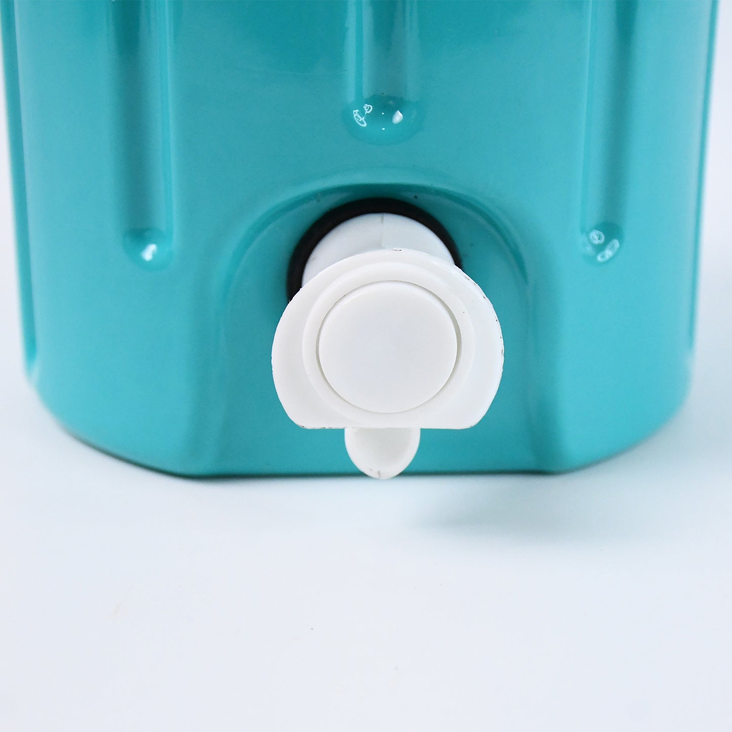 Insulated Water Jug With Tap (2.5ltr) Leakproof Travel Cooler - Happy Price - Image 3