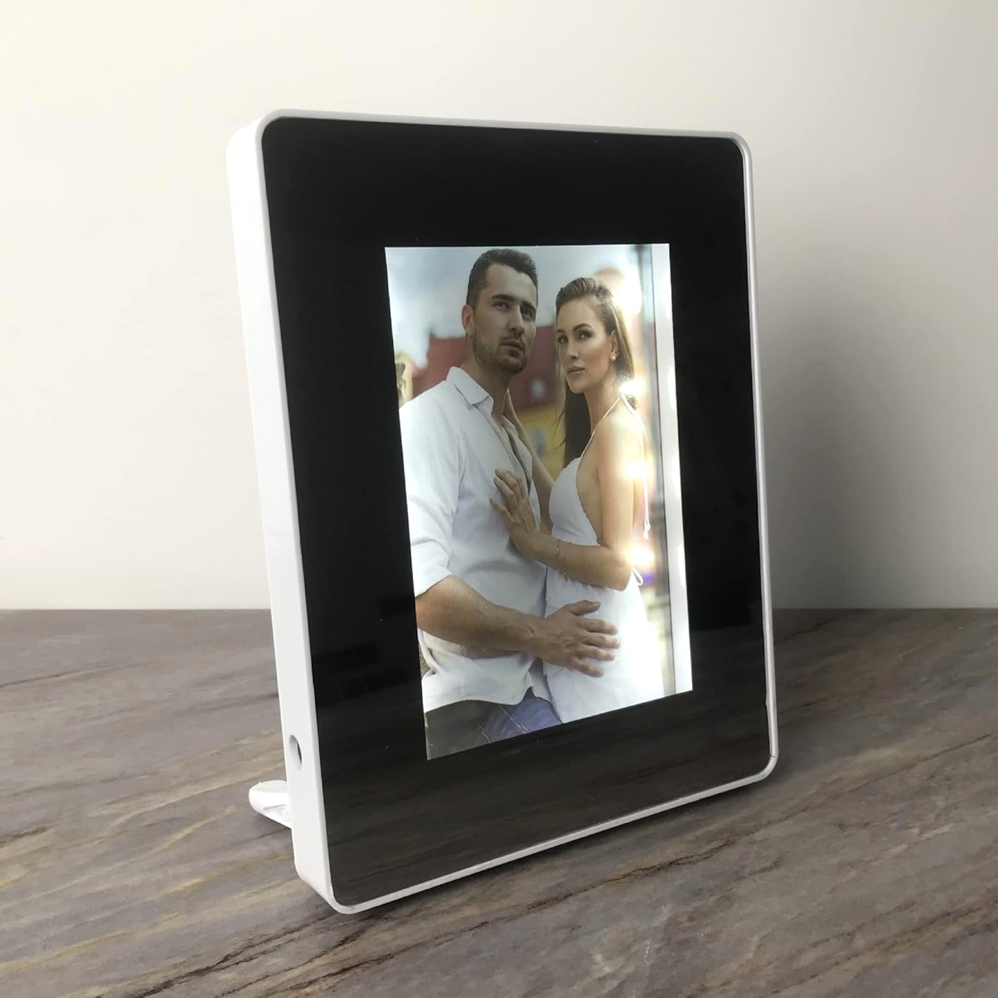 Multifunctional Led Magic Mirror With Hidden Photo Frame (1 Pc) - Happy Price - Image 3