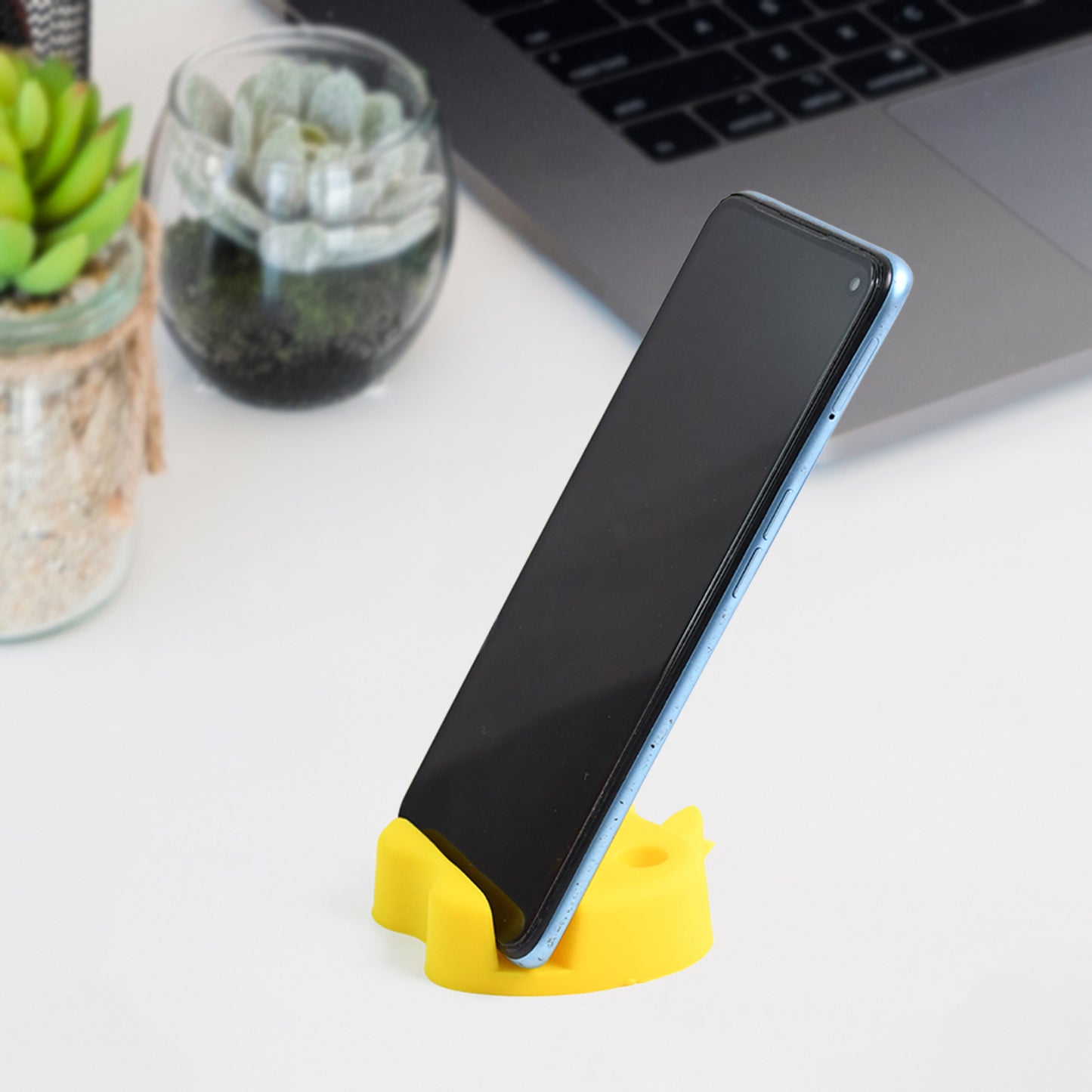 Apple Shape Mobile Stand with Pen Holder - 1 Pc, Assorted Colors - Happy Price - Image 6