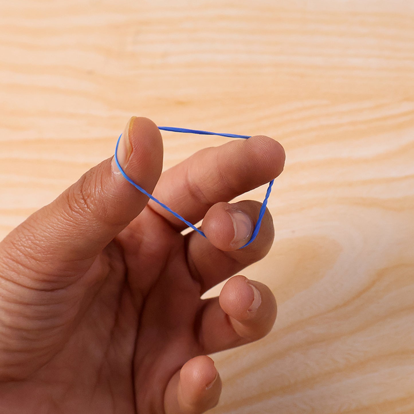 Strong Multipurpose Elastic Rubber Bands - Assorted Colors (1 Packet) - Happy Price - Image 5