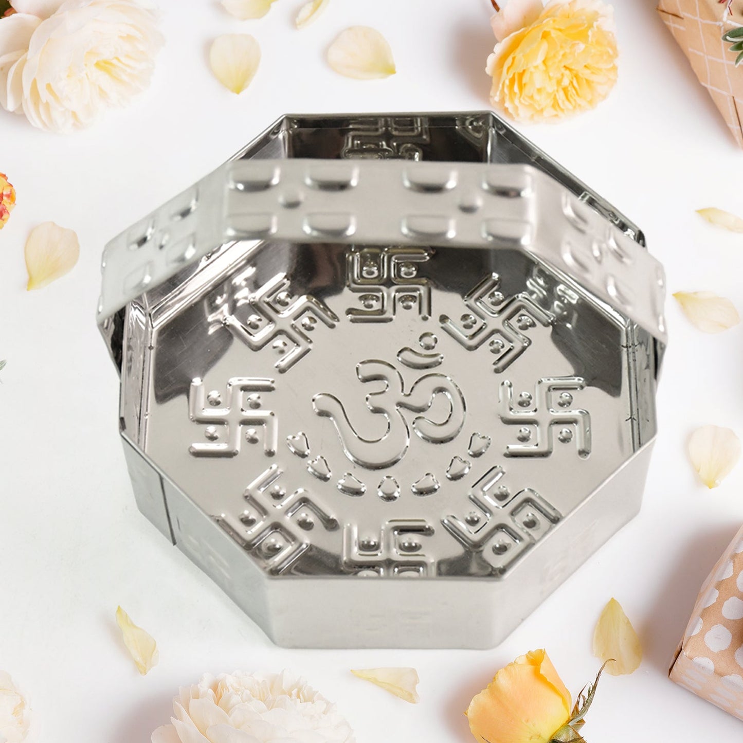 Traditional Stainless Steel Octagon Pooja Basket 1 Pc With Handle - Happy Price - Image 4