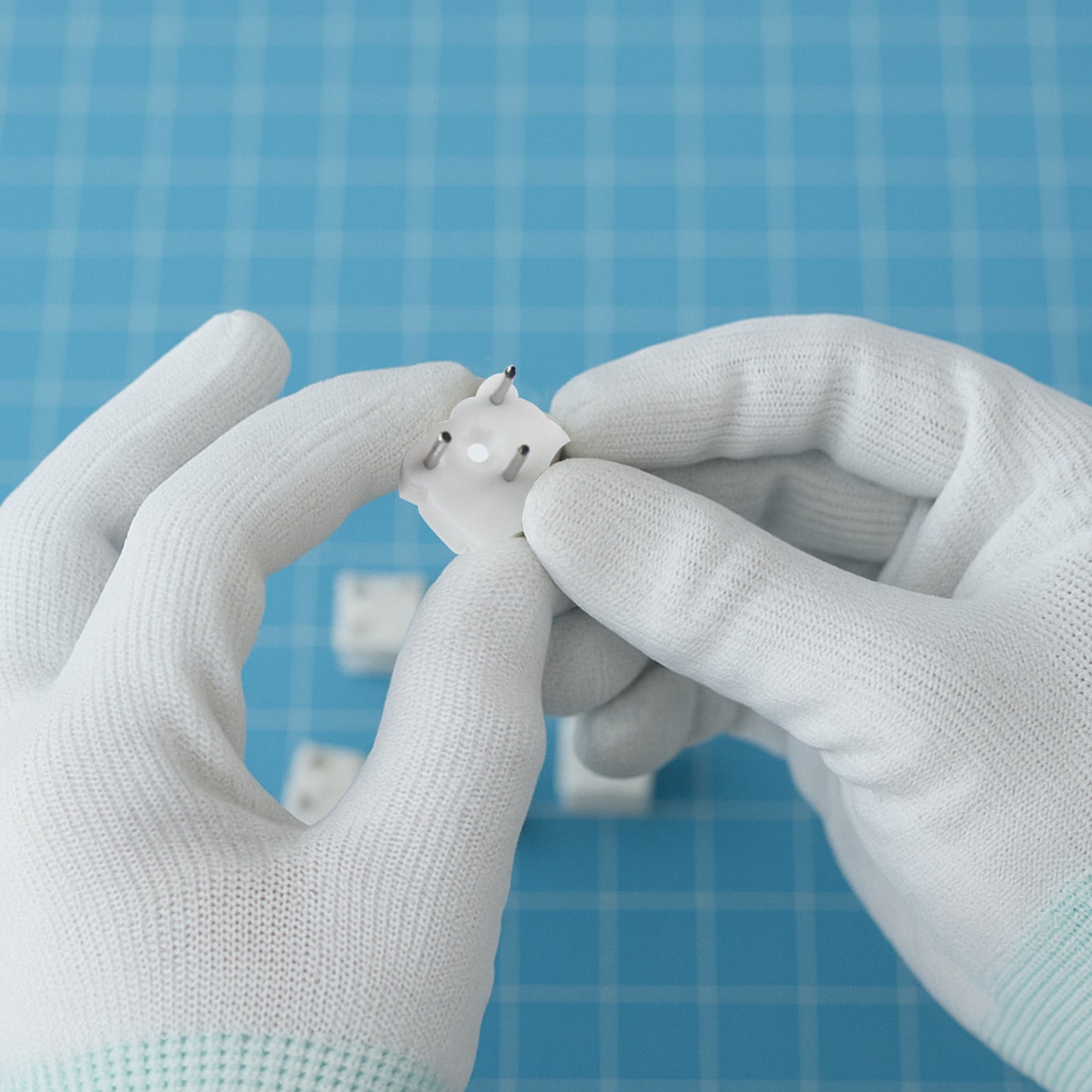 Multi-purpose Picture Hanging Kit - Happy Price - Image 3