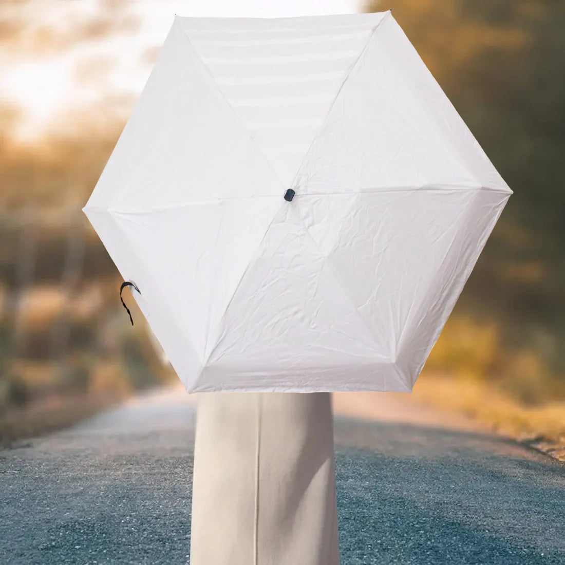 Solid Foldable Umbrella for Sun and Rain Protection (1 Piece) - Happy Price - Image 4