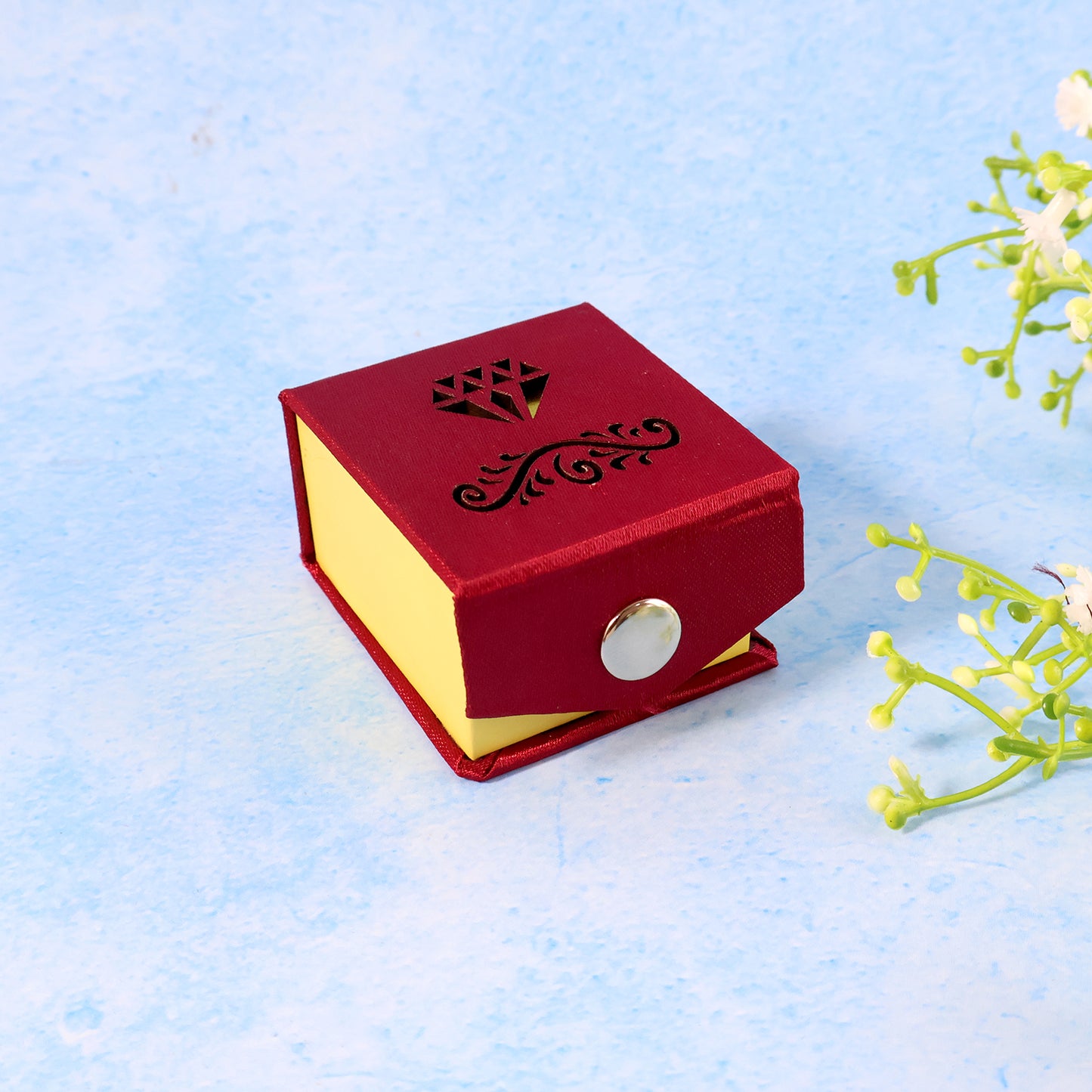 Elegant Ring Gift Box with Velvet Cushion - Perfect for Proposals & Gifting - Happy Price - Image 3