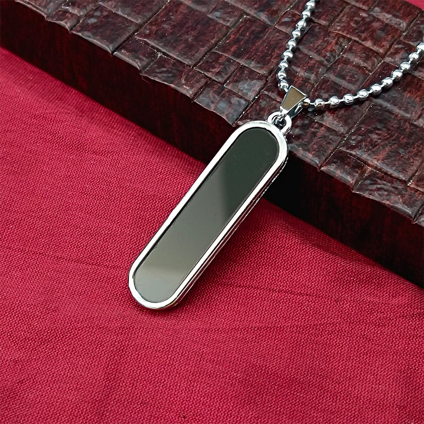 Minimalist Bar Pendant Necklace with Chain (1 Pc) - Sleek Rectangular Design - Happy Price - Image 6