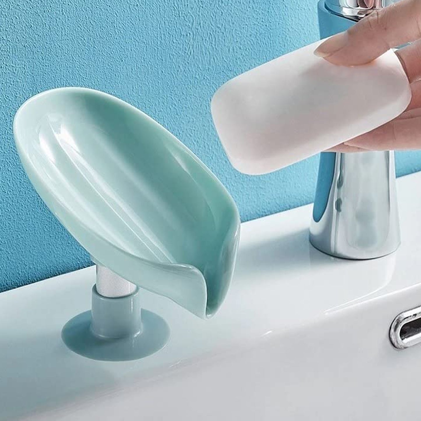Soap Holder Stand Self Draining Soap Dish Holder Soap Box (1 Pc) - Happy Price - Image 6