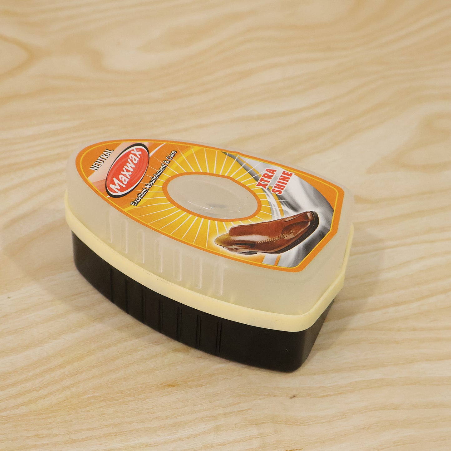 Maxwax Neutral Instant Shoe Shiner (1 Pc 7 Ml)
